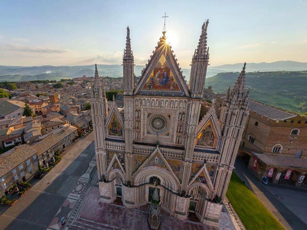 Atmosfera D'Arte - Private Parking Orvieto Exterior foto